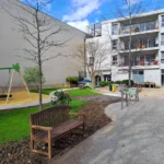 extérieur, banc, balançoire, tapis, plantes, agrès, sport