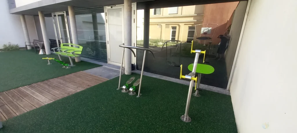 éléments de sport, bancs, extérieur