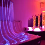 salle sensorielle, colonne à bulles, cascade fibre optique, lumière