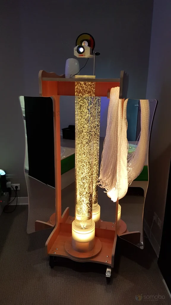 chariot multisensoriel, colonne à bulles, fibre optique, miroir, vidéo projecteur