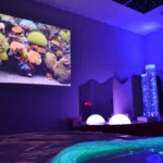 salle sensorielle, lit à eau, fibre optique, projection murale, colonne à bulles, dôme lumineux, ciel étoilée